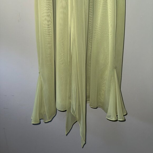 Vera Wang Maids Light Green Sleeveless V-Neck Formal Midi Length Flowy Dress - Picture 4 of 6